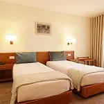 Dos Loios Hotel 2*