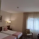 Hotel Dos Loios 2*