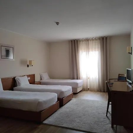 Hotell Dos Loios 2*