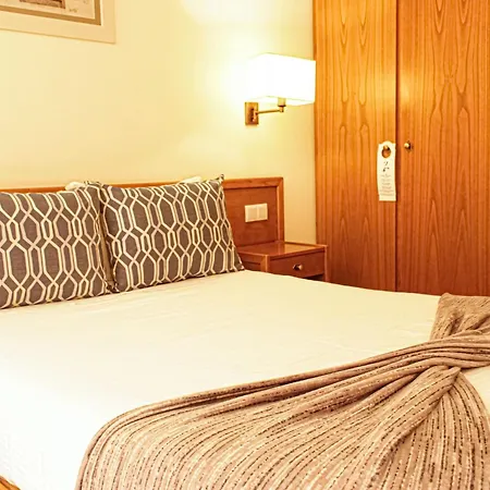 酒店 多斯罗伊奥斯酒店 2*