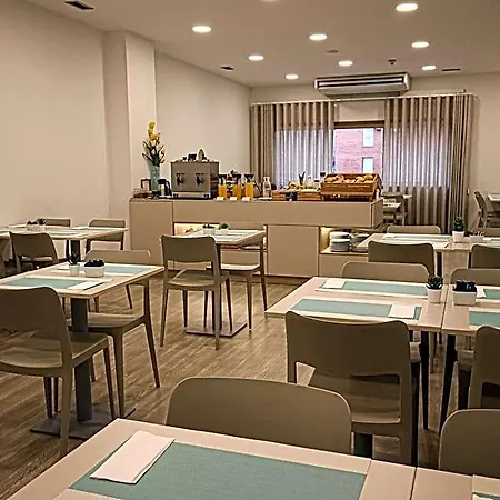 Dos Loios Hotel