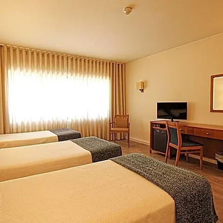Hotel Dos Loios 2*