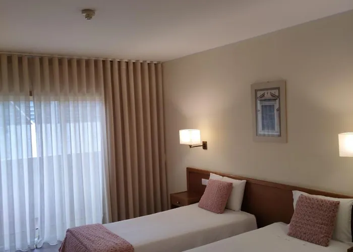 多斯罗伊奥斯酒店 酒店 2*